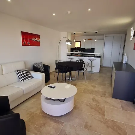Apartament Climatise Avec Piscine, 3 Pieces, 6 Personnes, Golfe De Saint-tropez - Fr-1-780-58 Sainte-Maxime