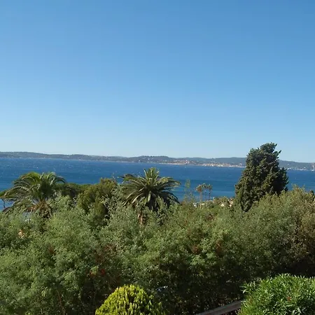 Apartament Climatise Avec Piscine, 3 Pieces, 6 Personnes, Golfe De Saint-tropez - Fr-1-780-58